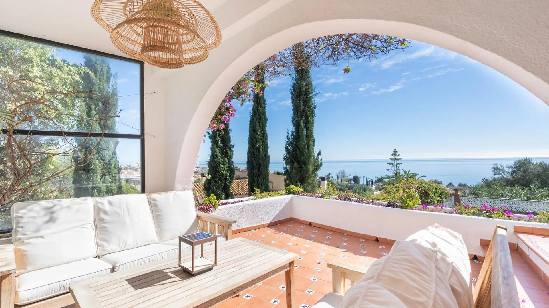 Villa Con Maravillosas Vistas Y Jardines Benalmádena