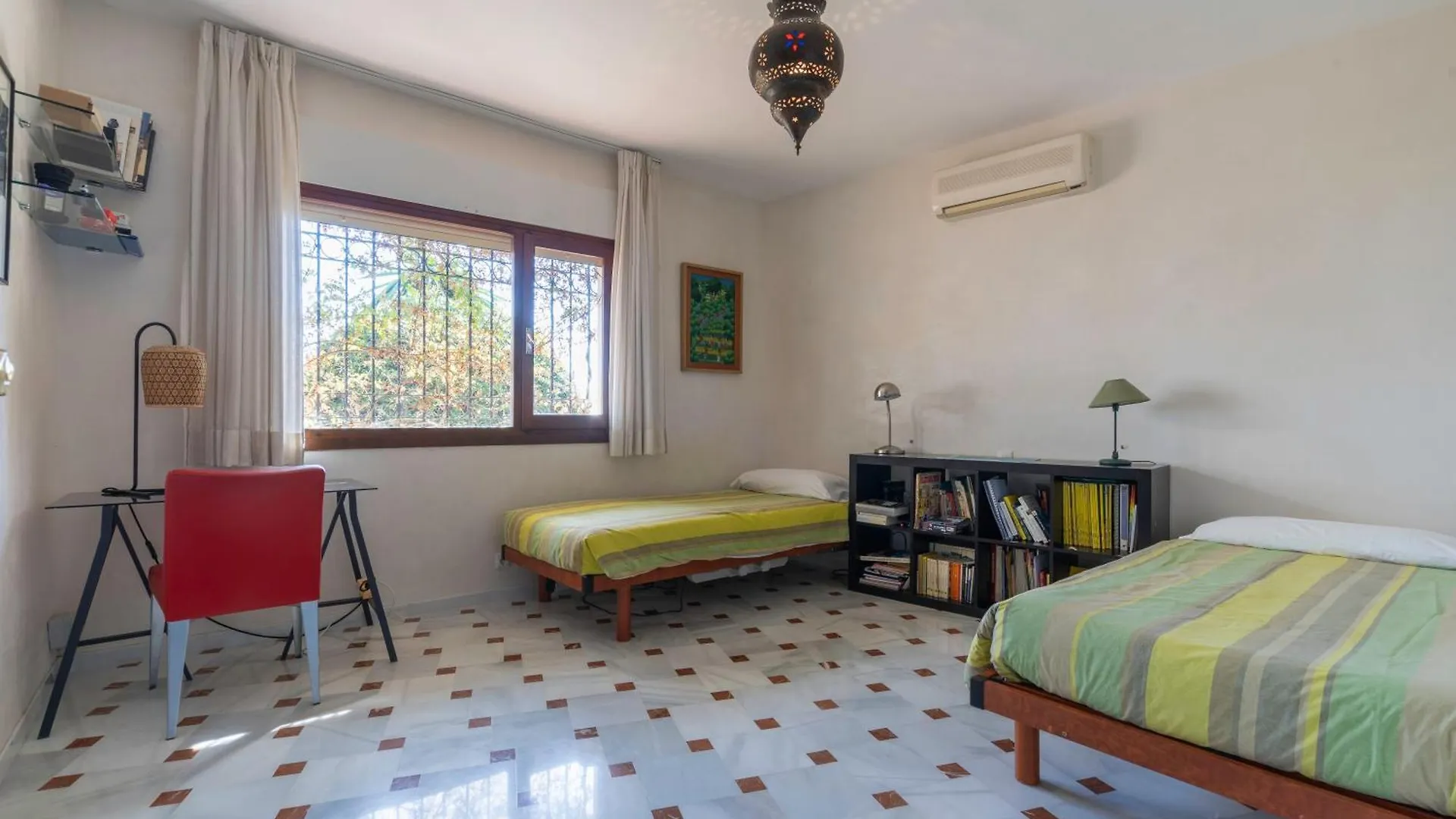 Villa Con Maravillosas Vistas Y Jardines Benalmádena